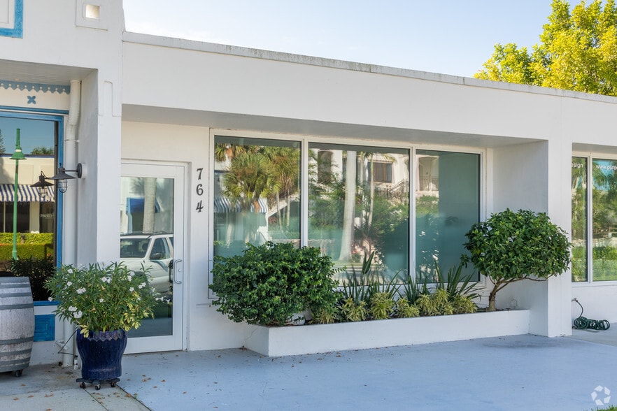 Primary Photo Of 764 12th Ave S, Naples General Retail For Lease