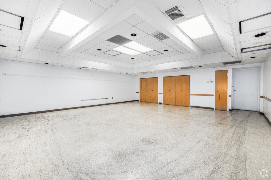 More Photos Of 6750 Santa Barbara Ct, Elkridge Warehouse For Sale