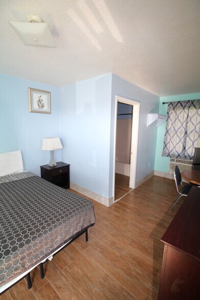 More Photos Of 6434 US Highway 19, New Port Richey Hotel For Sale