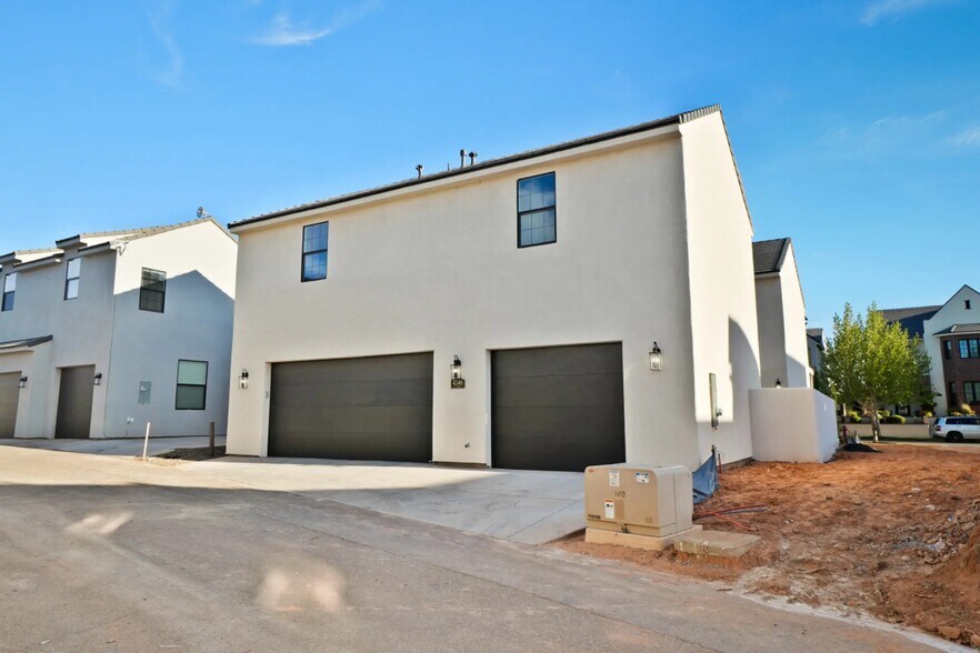 More Photos Of 4346 W Canterbury Rd, Hurricane Apartments For Sale