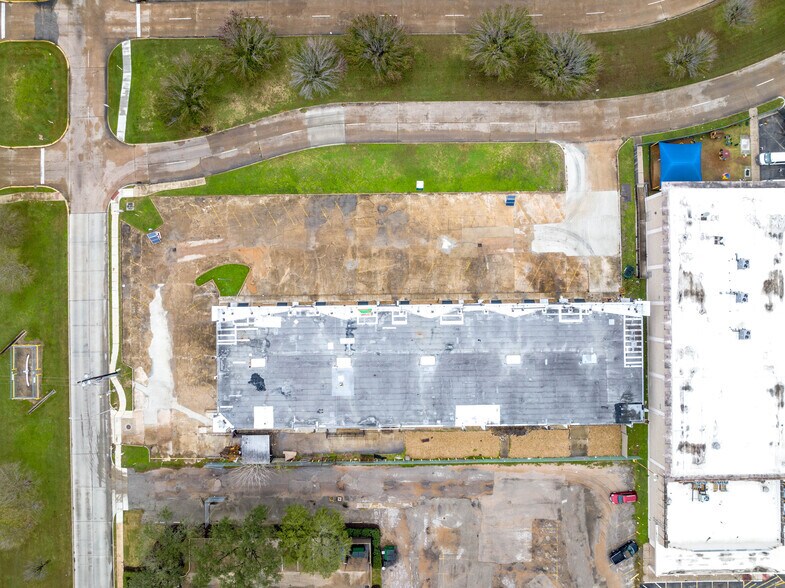 More Photos Of 1800 Dabney Dr, Pasadena Office Residential For Lease