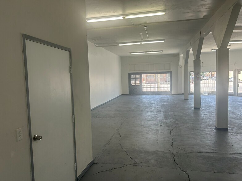 More Photos Of 11500 Atlantic Ave, Lynwood Storefront Retail Residential For Sale