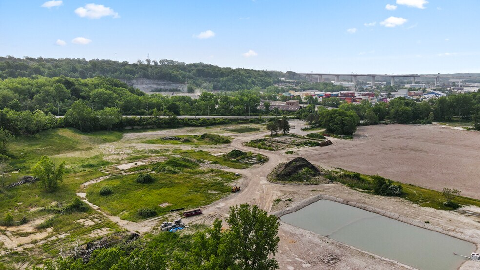 More Photos Of 5000 Warner Rd, Garfield Heights Land For Sale