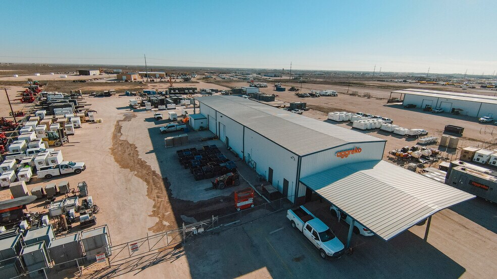 More Photos Of 8801 W County Road 127, Midland Warehouse For Lease