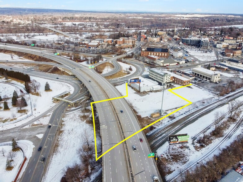 More Photos Of 104-112 Erie Blvd, Schenectady Land For Sale