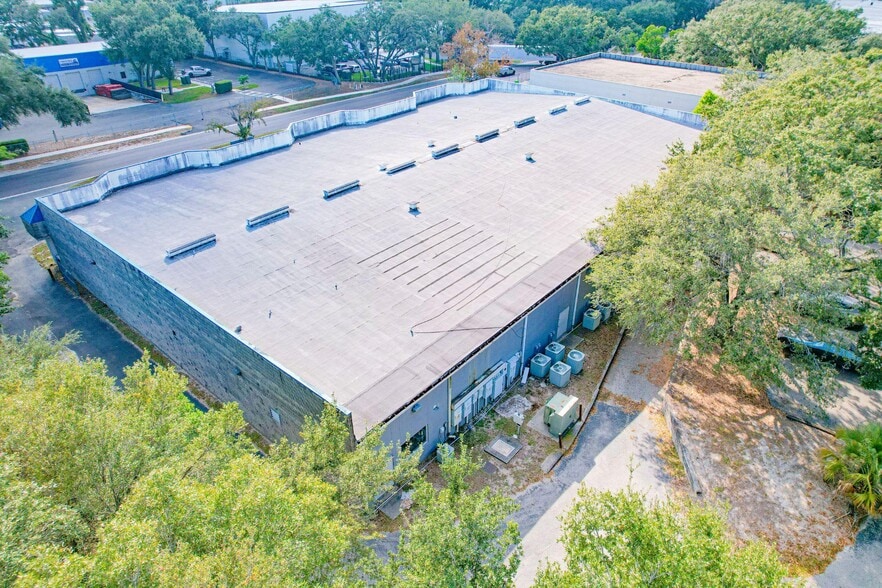 More Photos Of 6806 Parke East Blvd, Tampa Manufacturing For Sale
