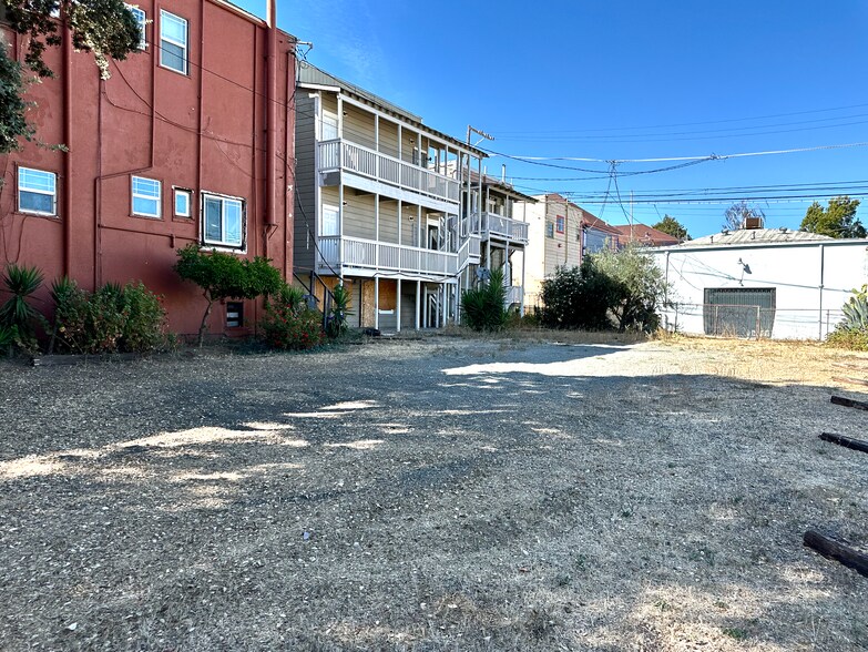 More Photos Of 900-906 Marin St, Vallejo Storefront Retail Residential For Sale