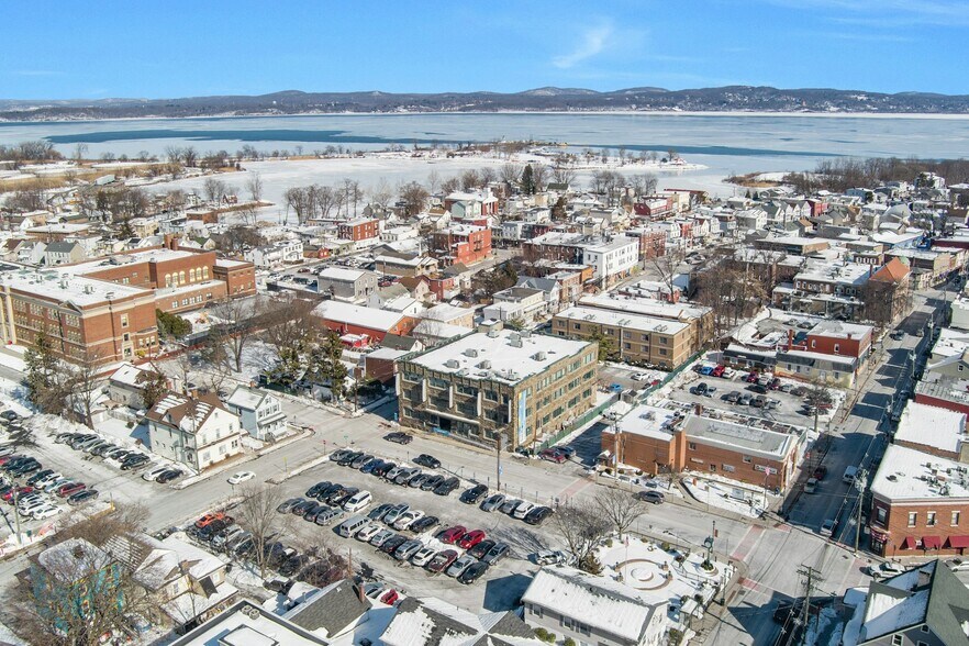 More Photos Of 31 W Broad St, Haverstraw Office For Lease