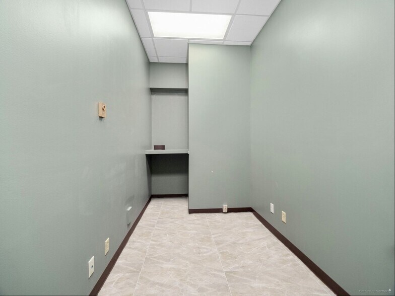 More Photos Of 622 S Calhoun St, Fort Wayne Office For Sale