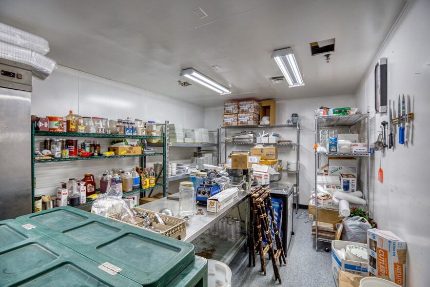 More Photos Of 5401 Coastal Hwy, Ocean City Restaurant For Sale