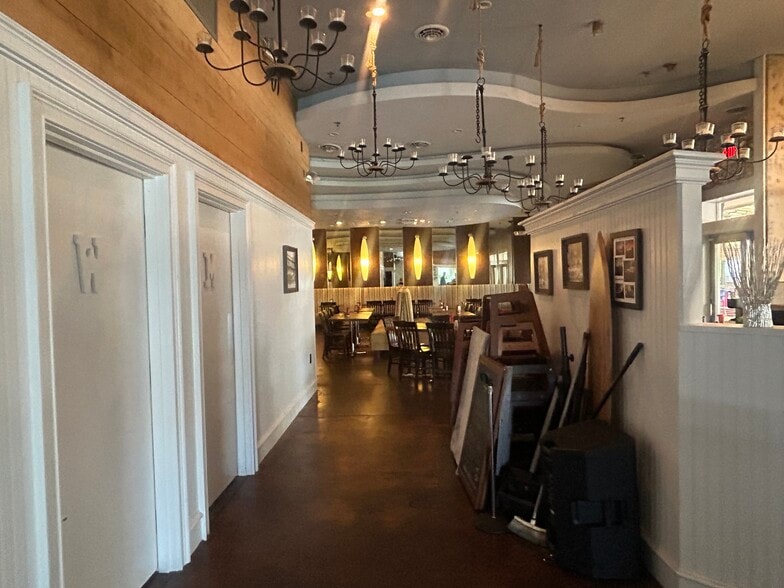 More Photos Of 206 Olde New Jersey Ave, North Wildwood Restaurant For Sale