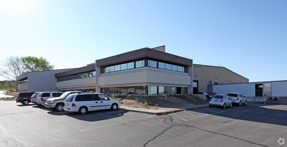 More Photos Of 3201 University Blvd SE, Albuquerque Warehouse For Lease