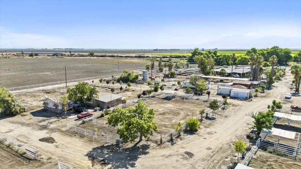 More Photos Of 8661 Herring Rd, Bakersfield Land For Sale