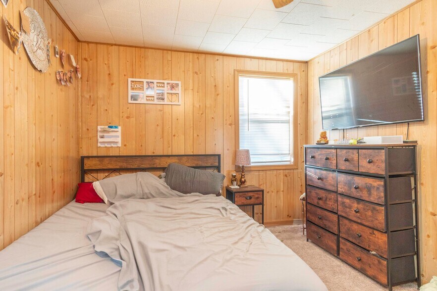 More Photos Of 14617 Kettlersville Rd, Wapakoneta Light Distribution For Sale