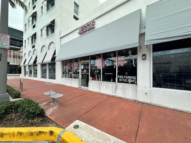 More Photos Of 1708 Alton Rd, Miami Beach Storefront For Lease