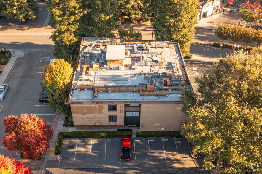 More Photos Of 675 Hartz Ave, Danville Office For Sale