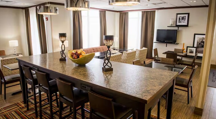 More Photos Of 3090 Village Park Dr, Plover Hotel For Sale