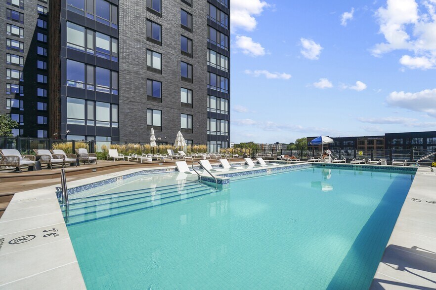 More Photos Of 150 Main St, Hackensack Apartments For Lease