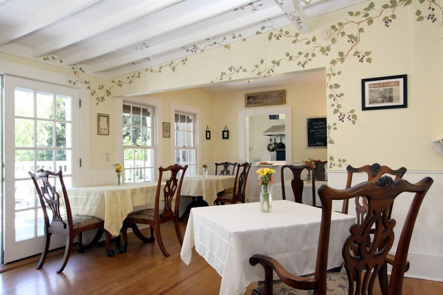 More Photos Of 2476 Main St, Cambria Hospitality For Sale