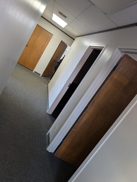 More Photos Of 4300 Highline Blvd, Oklahoma City Coworking Space