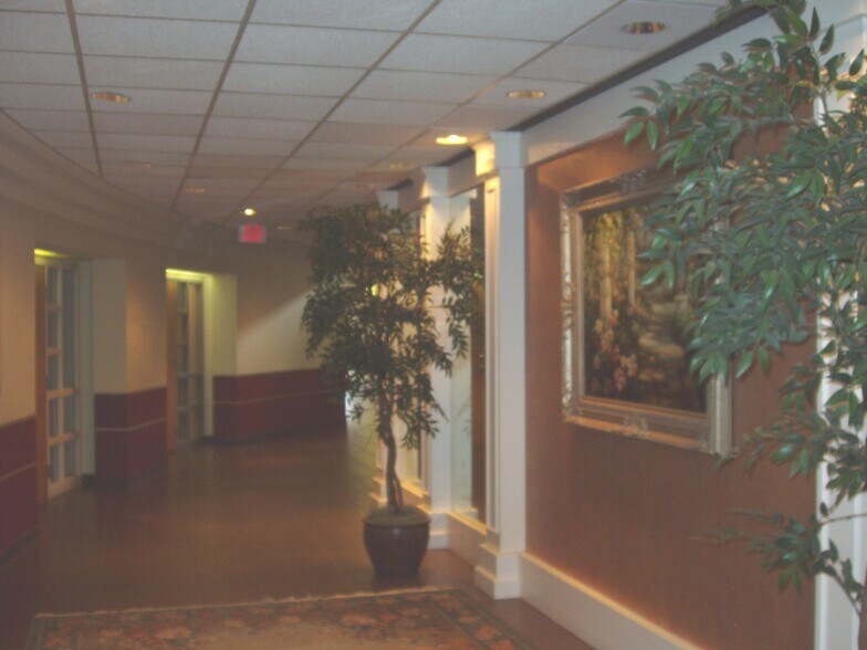 More Photos Of 8 Broadway, Kissimmee Office For Lease