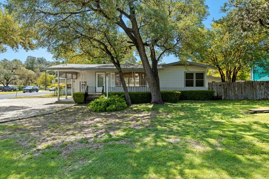 More Photos Of 6401 Menchaca Rd, Austin Flex For Sale