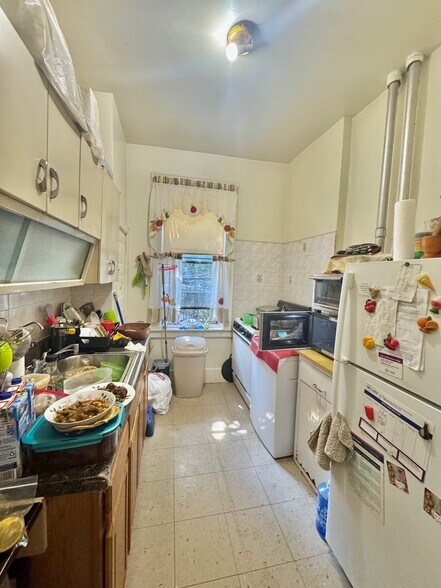 More Photos Of 1526 Pacific St, Brooklyn Apartments For Sale