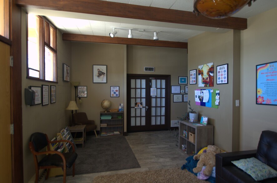 More Photos Of 1440 W 29th St, Loveland Medical For Lease