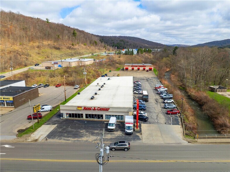 More Photos Of 1020 E Main St, Bradford Storefront For Sale