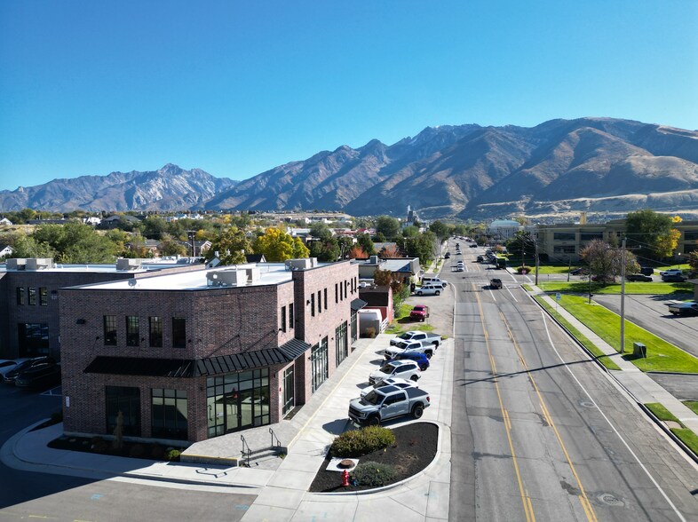 More Photos Of 827-833 E Pioneer Rd, Draper Loft Creative Space For Sale