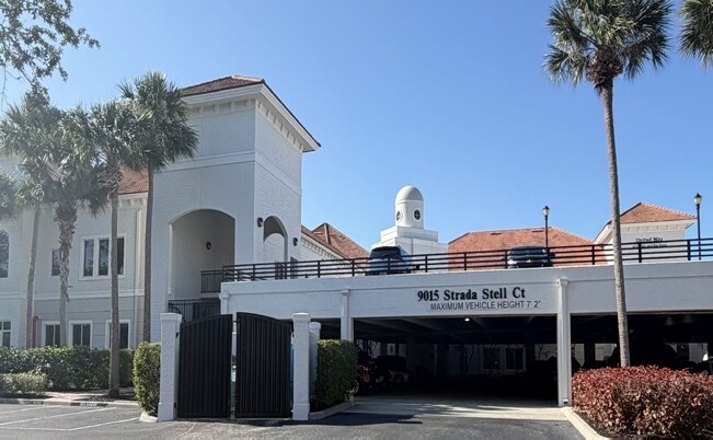 More Photos Of 9015 Strada Stell Ct, Naples Office For Sale