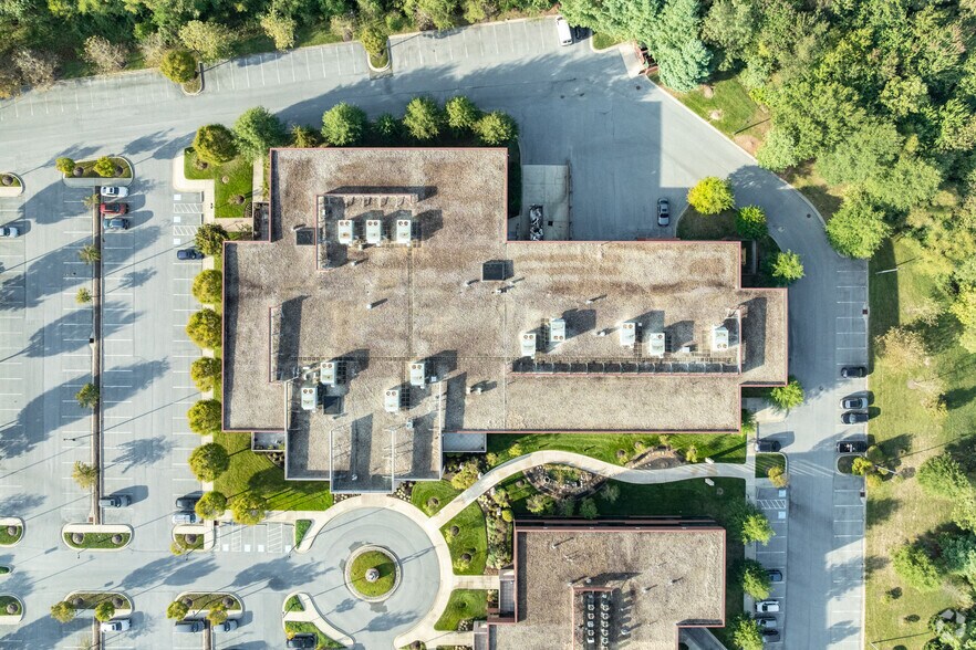 More Photos Of 7230 Lee Deforest Dr, Columbia Office For Sale