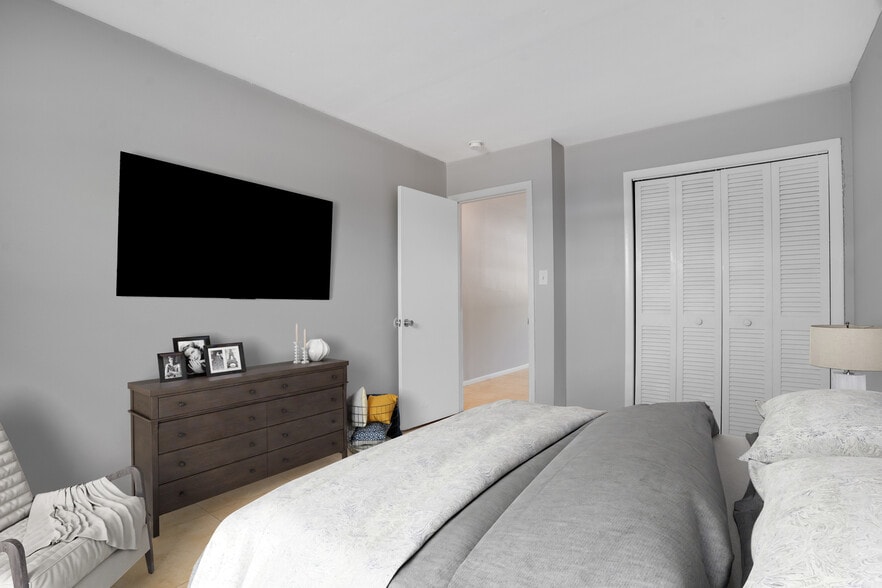 More Photos Of , Fort Myers Multifamily For Sale