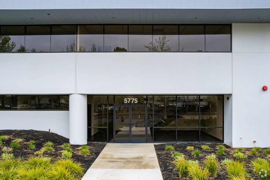 More Photos Of 5775 Brisa St, Livermore Warehouse For Sale