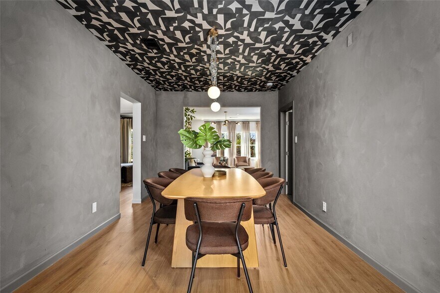 More Photos Of , Houston Multifamily For Sale