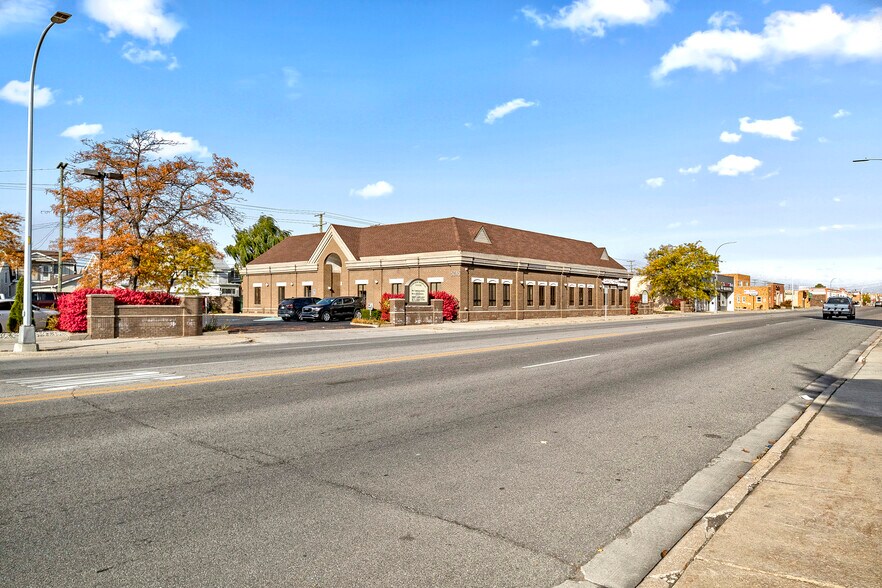 More Photos Of 5245 Schaefer Rd, Dearborn Medical For Sale