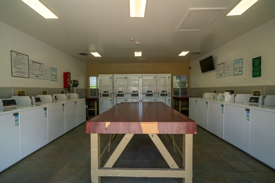 More Photos Of 861 S Glencliff St, La Habra Apartments For Sale