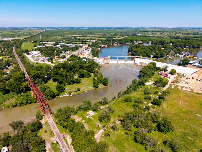 More Photos Of 9035 FM 725, Mc Queeney Specialty For Sale