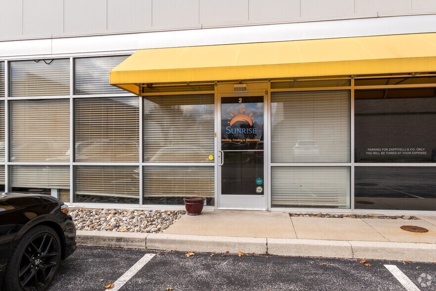 More Photos Of 833 Lincoln Ave, West Chester Light Distribution For Sale