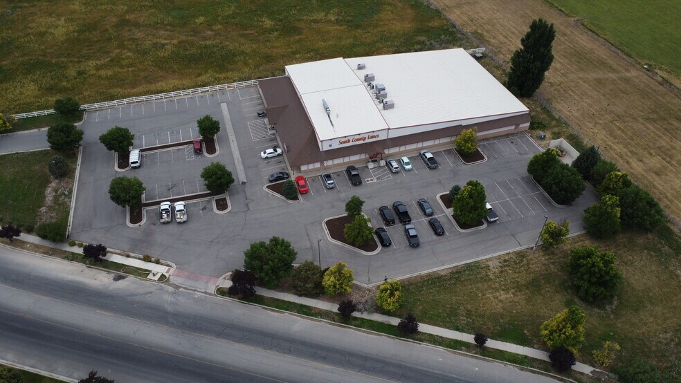 More Photos Of 122 W 900 N, Payson Bowling Alley For Sale