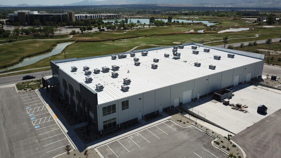 More Photos Of 4158 Links Dr, West Valley City Industrial For Lease