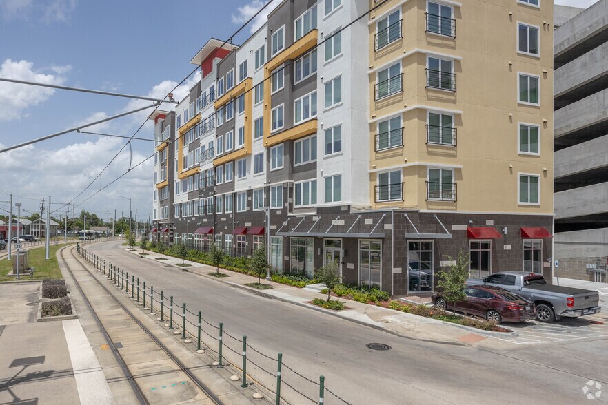 More Photos Of 3509 Elgin St, Houston Apartments For Lease