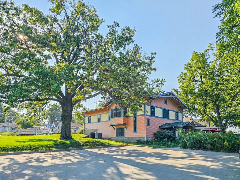 Primary Photo Of 4502 S 42nd St, Omaha Office For Sale