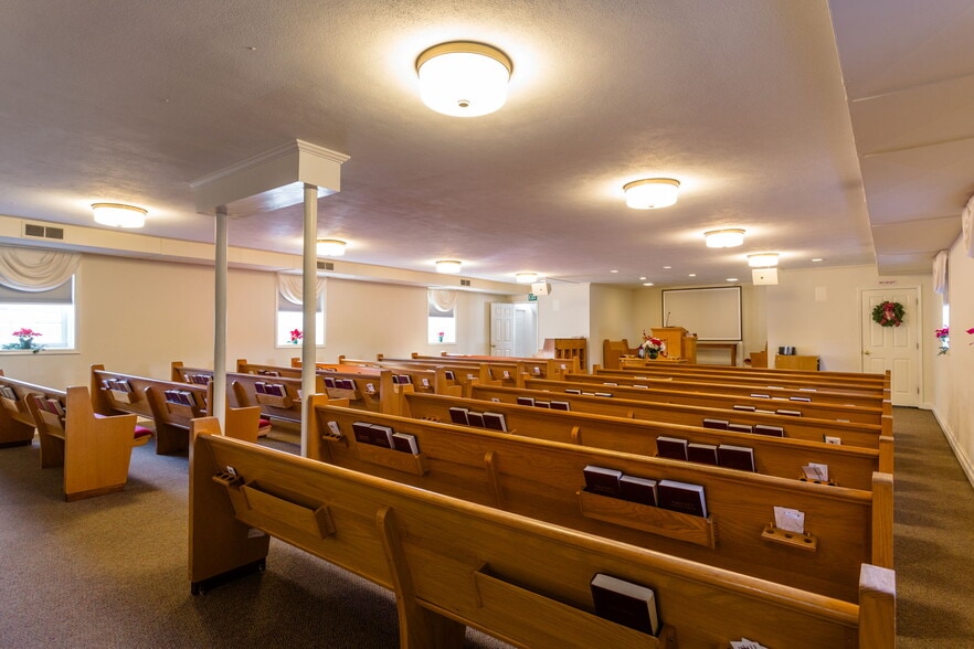 More Photos Of 2408 Hickory St, Staunton Religious Facility For Sale