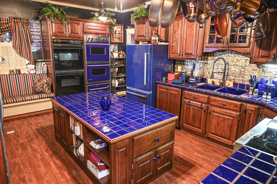 More Photos Of 1272 SW Fillmore St, Topeka Hospitality For Sale