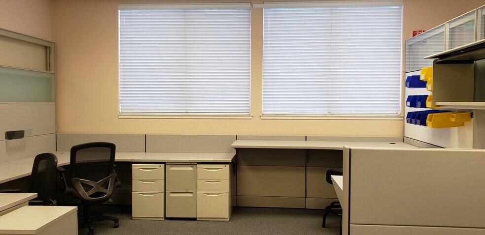 More Photos Of 1580 Gilbreth Rd, Burlingame Research And Development For Lease