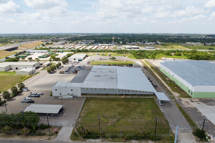Primary Photo Of 1010 E Chapin St, Edinburg Warehouse For Lease