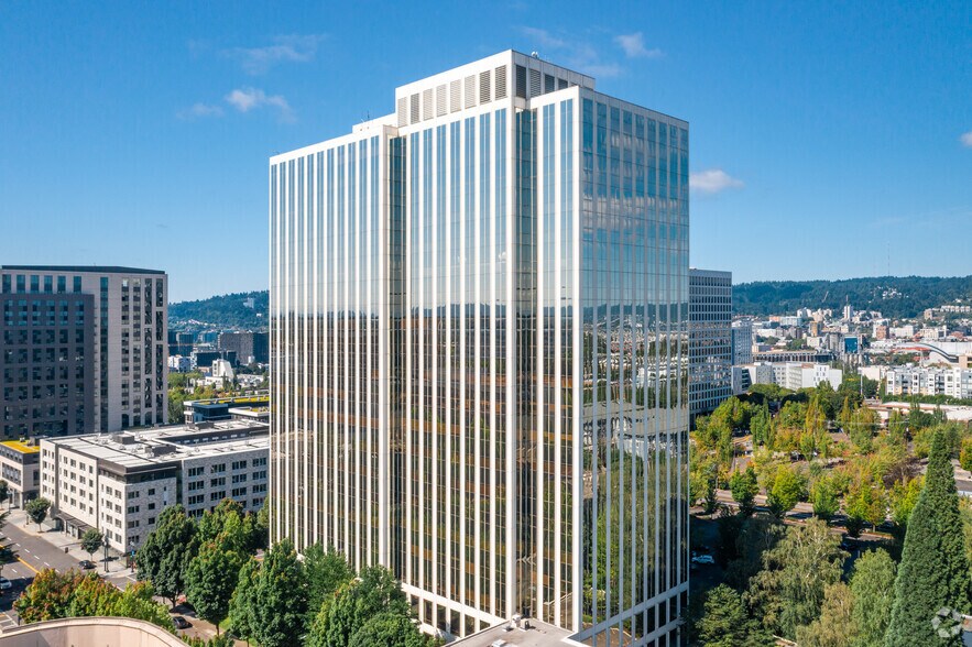 More Photos Of 825 NE Multnomah St, Portland Office For Lease