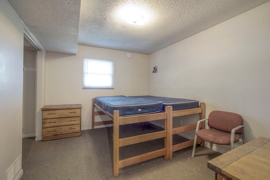 More Photos Of 9201 E 54th St, Raytown Apartments For Sale