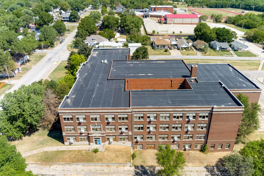 More Photos Of 311 N A St, Wellington Schools For Sale